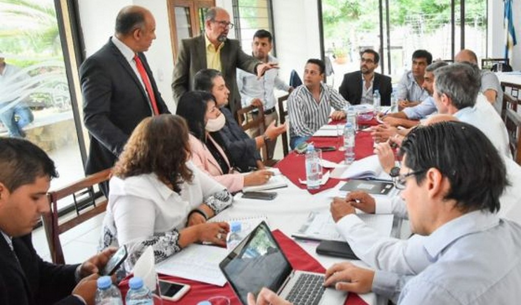 Reunión con intendentes y legisladores del Valle de Lerma por el presupuesto 2023