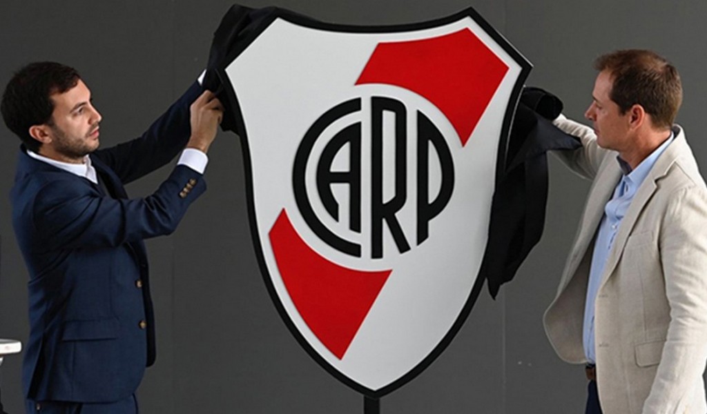River relanzó su marca con la presentación del nuevo escudo del club