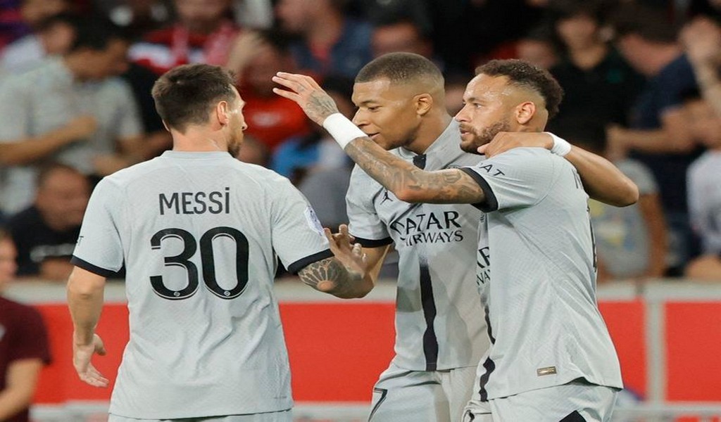 PSG vapulea a Lille con triplete de Mbappé y un tanto de Messi